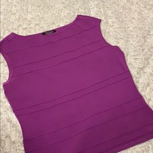 White House black market top